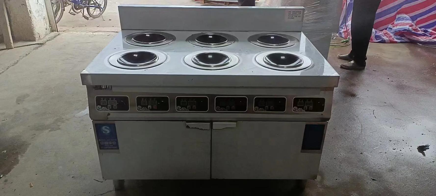 點亮餐飲之魂 商用廚房設備助力餐飲業(yè)高效運營